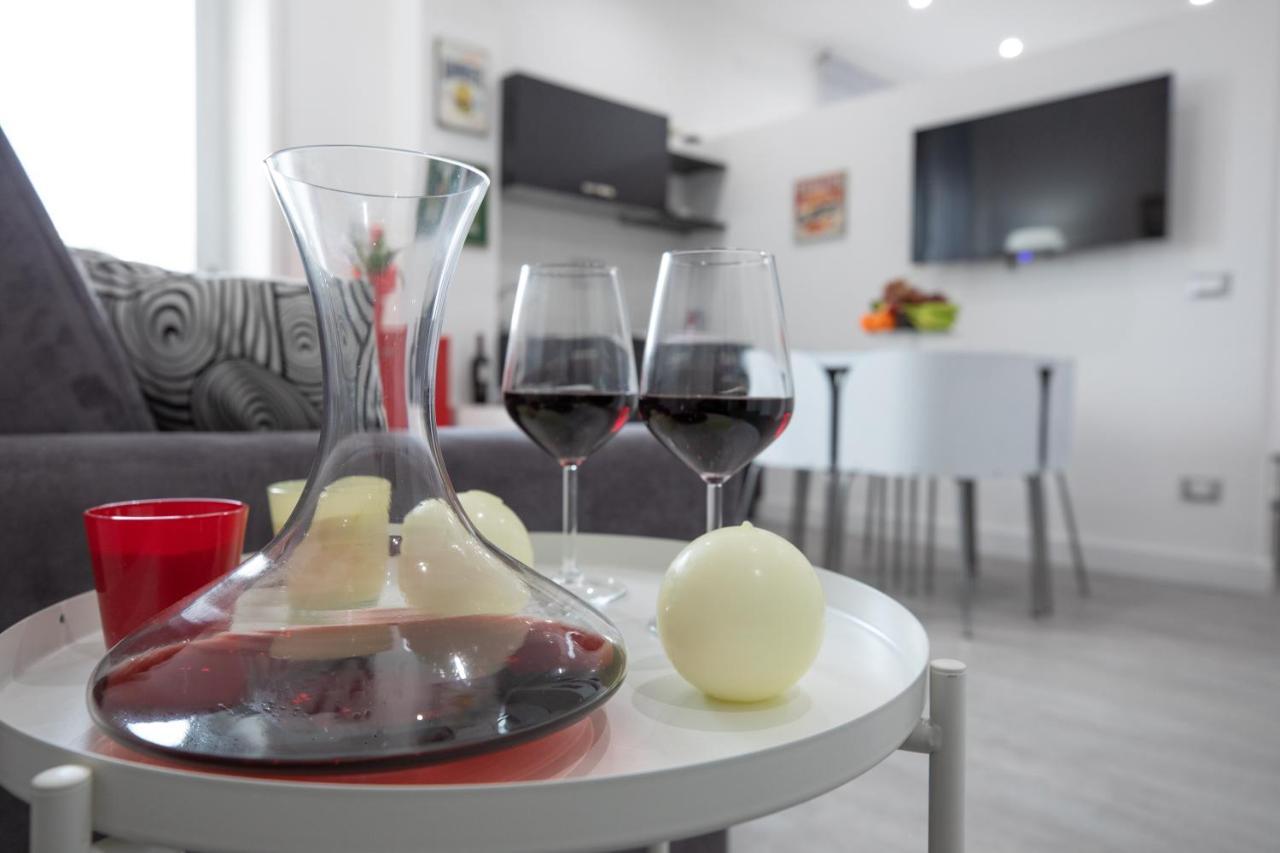 Napolidays Toledo Apartment By Dimorra Exterior foto