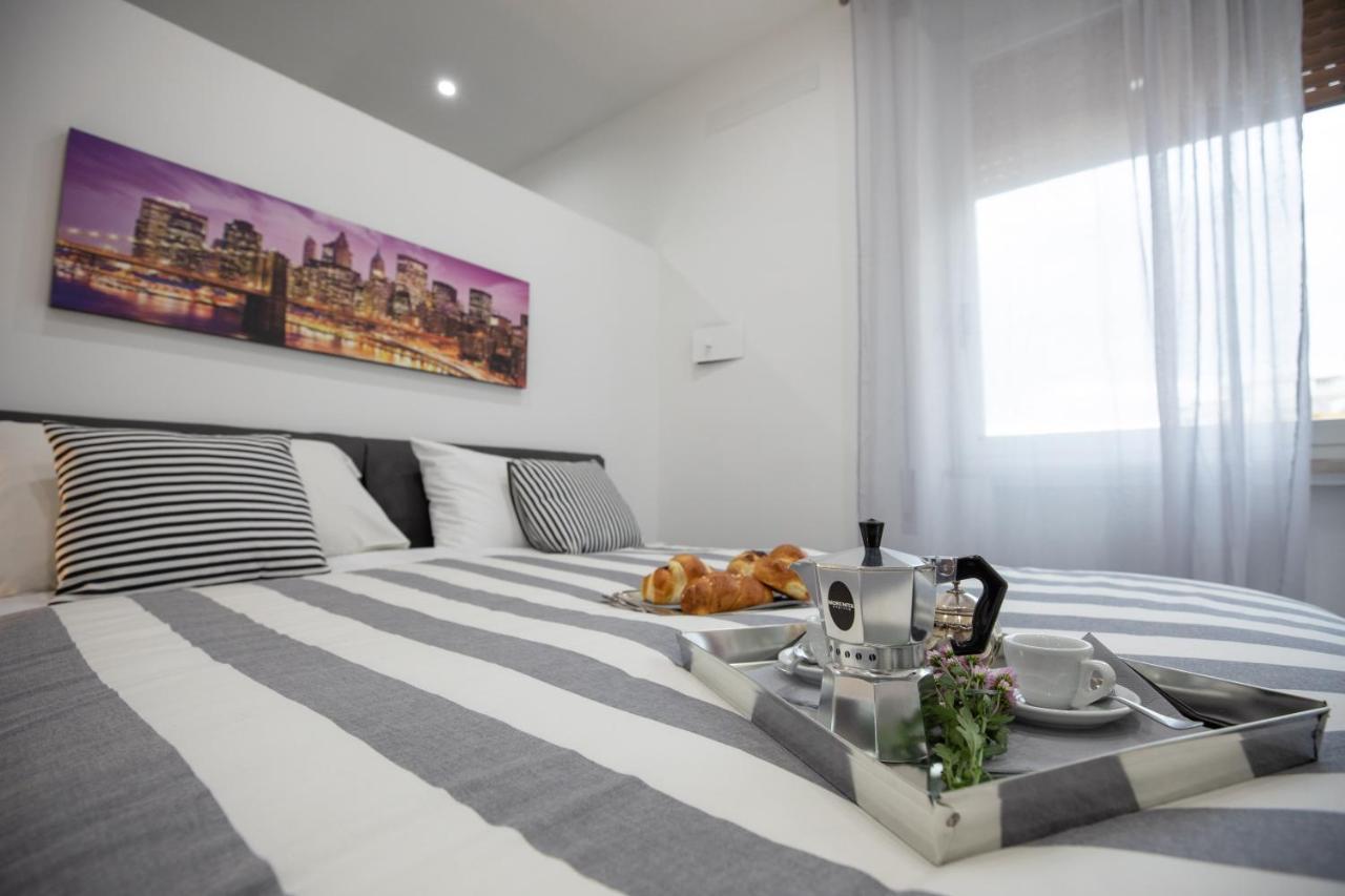 Napolidays Toledo Apartment By Dimorra Exterior foto